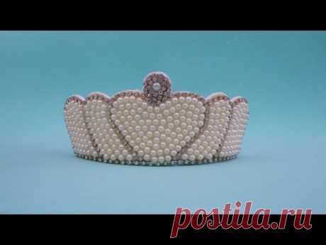Faça você mesma: tiara com coroa de pérolas