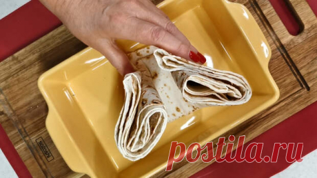 Из простого лаваша гениально вкусная еда. Готовить проще некуда, быстро, вкусно, рецепты обалденные - Будет вкусно - Медиаплатформа МирТесен Обожаю эти рецепты. Готовить проще некуда, а вкусно как и быстро, слов нет. Немного начинки, простой лаваш и гениально вкусная еда на ужин на столе. Приготовим сегодня сразу три шикарных рецепта из лаваша на скорую руку. Ингредиенты, которые нужны, будут в каждом из этих рецептов. Будем готовить по - 21 апреля - 43719387566 - Медиаплатформа МирТесен