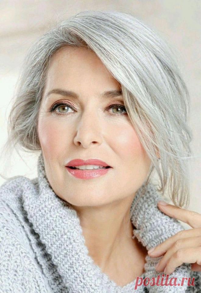 Избавиться от морщин дома с помощью приборов После 30-40 лет коже лица уже требуется профессиональный уход. Независимо от того, балуете ли вы себя регулярными походами к косметологу или нет, важно уметь самостоятельно заботиться о полноценном...