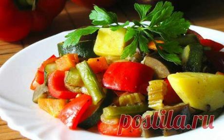 Овощное рагу с баклажанами. Рецепты рагу с баклажанами. Как правильно готовить овощное рагу с баклажанами - полезные советы. Секреты и рецепты приготовления овощного рагу с баклажанами от опытных кулинаров.