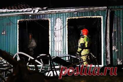 В Кемерово после гибели 22 россиян предложили лицензировать дома престарелых. Глава Кемеровской области предложил ввести институт лицензирования частных домов престарелых после того, как при пожаре в местном приюте погибли 22 россиянина. Губернатор региона Сергей Цивилев пообещал выйти с законодательной инициативой о введении института лицензирования подобных учреждений.