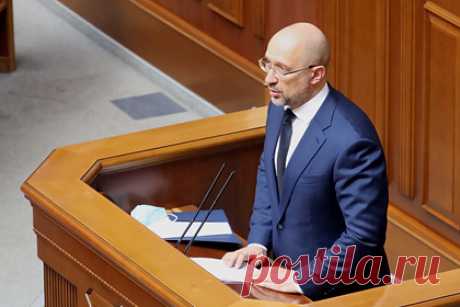 Власти Украины приготовились восстановить связь с переселенцами Донбасса. Премьер-министр Украины Денис Шмыгаль сообщил, что правительство утвердило стратегию интеграции переселенцев из Донбасса. Он указал, что в ходе разработки документа был предложен комплекс мер для обеспечения полного доступа людей к административным, социальным и другим услугам.