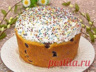 Пасхальный кулич на сметане.

Потрясающие куличи! Нежные, мягкие, ароматные! Очень рекомендую попробовать!

Из указанного количества ингредиентов получается 2 кулича высотой 11 см и шириной 17 см и 14 маленьких куличей высотой 7 см и шириной 6 см.

Ингредиенты:

300 мл молока 11 г сухих дрожжей (или 50-60 г сырых дрожжей) 3 яйца 200 г сахара 150 г сливочного масла 250 г сметаны (15-20%) палочка ванили (или 2 ч.л. ванильного сахара) 300 г изюма 700-800 г муки

Как готовить:...