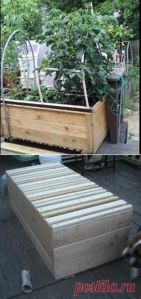 Выездной газончик. По аналогии с предыдущим МК он на английском языке, но опять же там всё предельно просто и понятно. В двух словах: ящик с дренажем и колёсики. В ящике земля, если надо, то проволка для поддерживания растения.