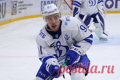 Канадский хоккеист рассказал о давлении с родины из-за выступлений в России. Нападающий московского «Динамо» Джордан Уил рассказал о давлении с родины из-за выступлений в России. Он вспомнил о настроении близких весной 2022-го. «Родные и друзья думали, что нас там держат запертыми в домах, а у нас было все в порядке», — заявил он, добавив, что сейчас давление снизилось.