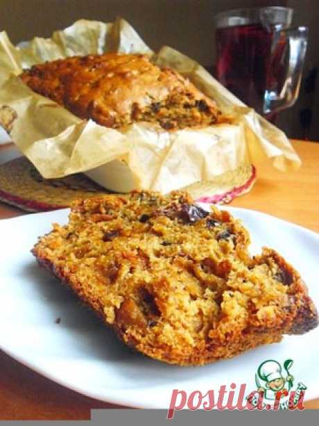 Аргентинский пирог &quot;Torta negra&quot; - кулинарный рецепт
Сухофрукты (разнообразные: курага, чернослив, изюм, финики и т.п.) — 200 г
Сахар — 100 г
Мука  (2 стак.) — 250 г
Разрыхлитель — 2 ч. л.
Мед (2 ст.л. в тесто, 1 ст. л. для смазывания) — 3 ст. л.
Чай черный — 1 стак.
Корица (молотая) — 1/2 ч. л.
Орех мускатный (молотый) — 1/4 ч. л.
Яйцо — 1 шт
Масло оливковое (для смазки, растительное или др.) — 1 ч. л.