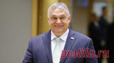 Орбан опубликовал мем с растерянным Траволтой из-за проблем с бюджетом ЕС. Премьер-министр Венгрии Виктор Орбан опубликовал мем с растерянным Джоном Траволтой из «Криминального чтива», пытаясь понять, как у Брюсселя спустя два года после принятия семилетнего бюджета ЕС закончились деньги. Читать далее