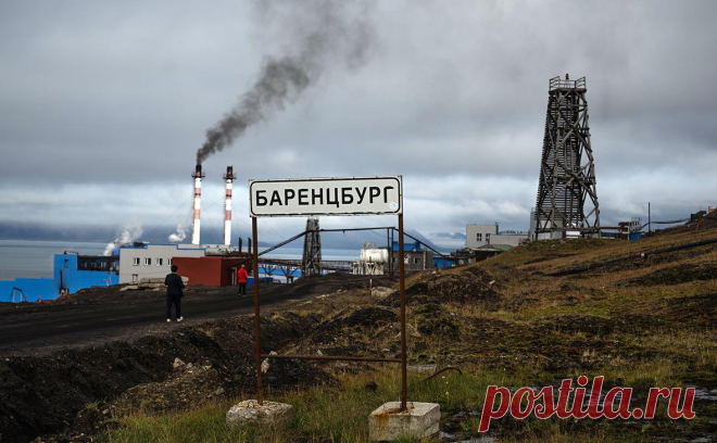 Economist рассказал об уголке России в НАТО с «председателем» Лениным. Российский шахтерский поселок Баренцбург на норвежском Шпицбергене с бюстом Ленина в администрации вызывает озабоченность НАТО. Но поселок оставляет формальный повод для российского присутствия в стратегически важной Арктике