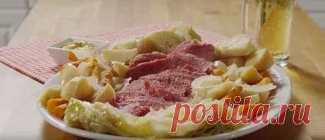 Никогда не пробовала такой вкусной тушеной капусты. Теперь готовлю только так!