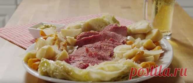 Никогда не пробовала такой вкусной тушеной капусты. Теперь готовлю только так!