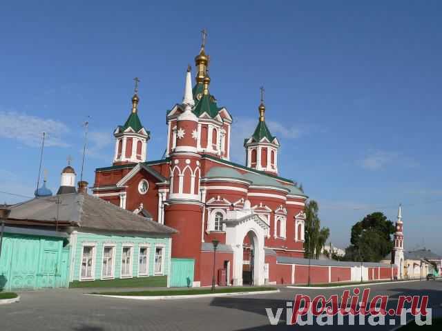 Успенский Брусенский женский монастырь в Коломне