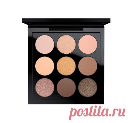 Палетка теней х 9 Eye Shadow Amber Times Nine Палетка теней M·A·C Amber Times Nine, всего 9 оттенков. Насыщенная пигментом формула обеспечивает стойкий макияж глаз.