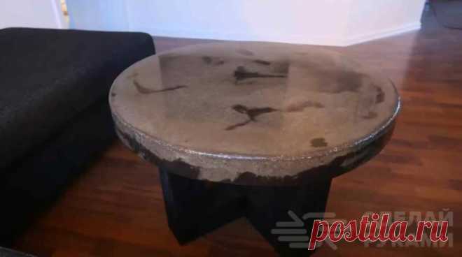 Журнальный столик с бетонной столешницей Если вы решили сделать своими руками оригинальную мебель для дома, мы рады предложить вам интересную идею — журнальный столик с бетонной столешницей. В