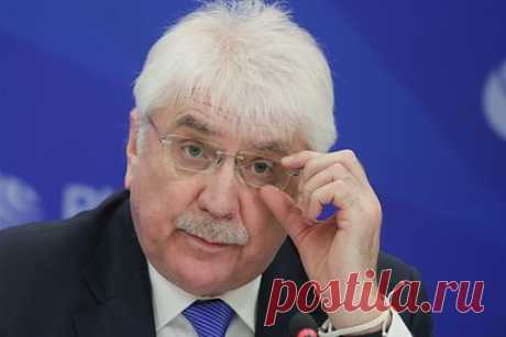 В России назвали подготовку нового пакета санкций ЕС формальностью. Ожидать чего-то серьезного от новых ограничительных мер не приходится, считает первый зампредседателя комитета Госдумы по международным делам Алексей Чепа. В беседе с «Лентой.ру» он счел подготовку десятого пакета санкций формальностью с элементами шоу. Ранее ЕС ускорил работу над новым пакетом.