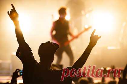 В Костромской области пройдет фестиваль тяжелой музыки «Metal Party». Ежегодный фестиваль тяжелой музыки «Metal Party» пройдет в Костромской области 29 апреля. Поклонники тяжелой музыки смогут насладиться творчеством команд, работающих в разных стилях и жанрах: в частности, выступать будут такие музыкальные группы, как «Эйфория» и HCN (Нерехт), Disphoria (Волгореченск) и Гелий (Вичуга).