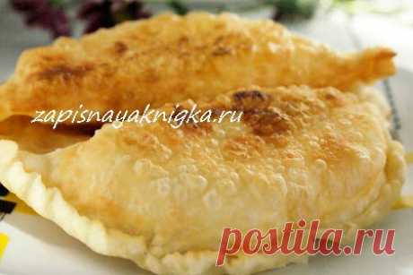 Чебуреки с картошкой и грибами.