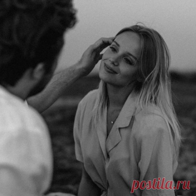 Зачитаюсь тобой до одури...