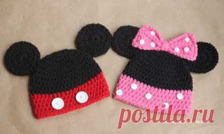 Детские шапки крючком схемы: Микки и Минни Маус для мальчика и девочки