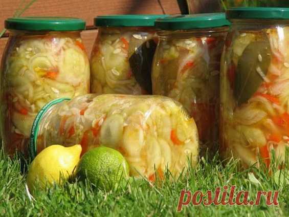 Салат на зиму из огурцов и болгарского перца - Домашний Ресторан Кисло-сладкий салат из огурцов с болгарским перцем понравится самым искушенным ценителям и поклонник