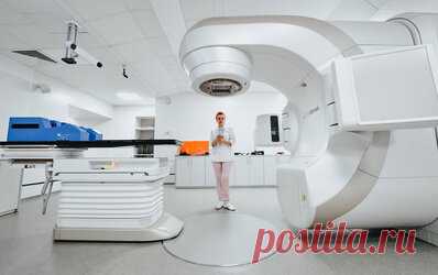 Этих врачей можно пройти бесплатно, а вы и не знали С полисом обязательного медицинского страхования (ОМС) можно не только cходить к терапевту и вызвать врача на дом, но и исправить носовую перегородку, насытить зубную эмаль минералами и сделать ЭКО.  Необязательно обращаться за необходимыми медицинскими услугами в частную клинику и платить за это крупные суммы. Специалисты медико-сервисной компании«Этнамед»рассказали, какие неочевидные медицинские услуги могут получать россияне по полису ОМС.