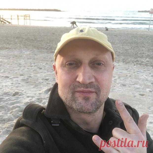 Всемирный день одуванчика: Гоша Куценко забавно поздравил поклонников с праздником