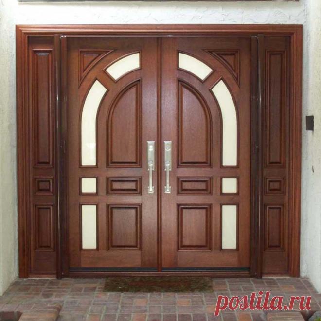 Входные двери из дерева в Москве и Подмосковье, поставка деревянных входных дверей по ценам производителя