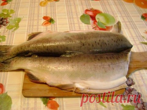 Горбуша, запеченная в фольге