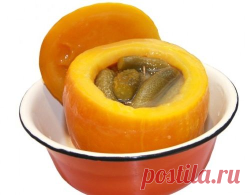 Соленые огурцы в тыкве