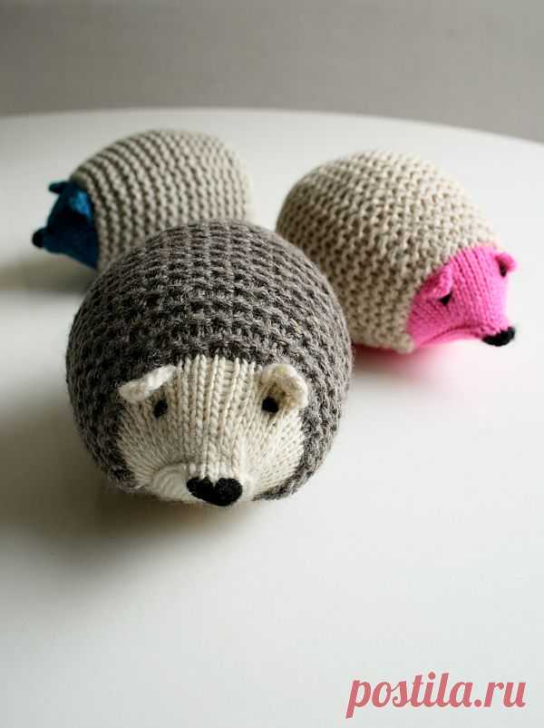 Whit's Knits: Knit Hedgehogs - The Purl Bee - Knitting Crochet Sewing Embroidery Crafts Patterns and Ideas!