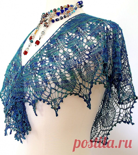 Шаль спицами Sweet Dreams Шаль спицами Sweet Dreams (Сладкие  грезы) от дизайнера Boo Knits из In Love Collections. Шаль спицами в форме небольшого полумесяца выполняется из тонкой пряжи с добавлением во время вязания бусин.