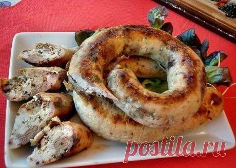 Домашняя колбаса с курицей и печенью