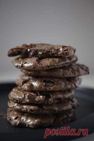 Шоколадно-ореховое печенье.