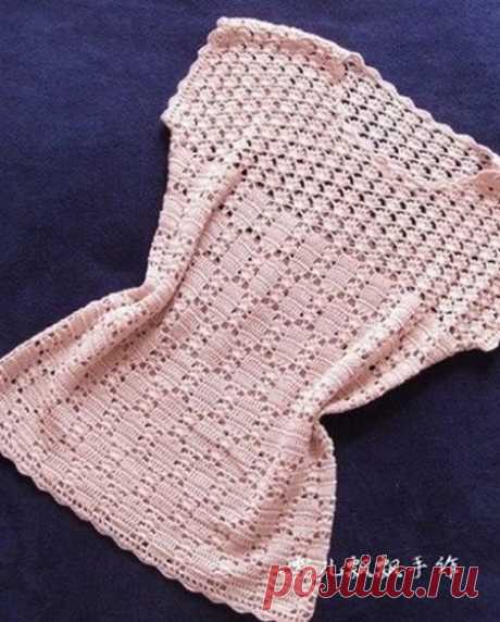 Розовый топ крючком. Короткий женский топ крючком |