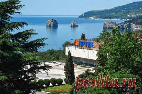 Кравцов: Киев хотел сделать из «Артека» частный коттеджный поселок. Международный детский центр хотели отдать частникам под застройку к 2014 году.