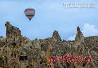 В этой статьи я подробно расскажу про Каппадокию в Турции с фото, как добраться, где остановиться, цены. Полёт на воздушном шаре в Каппадокии (Турция) известен многим.