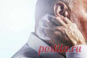 Причины холодного пота, как избавиться от холодной испарины Холодный пот, причины его появления, профилактические меры против потливости, как избавиться от холодной испарины медикаментозными и народными средствами.