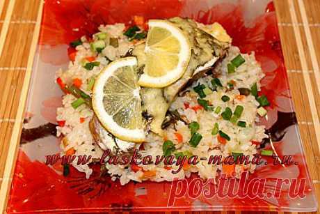Рыба на пару с рисом и овощами в мультиварке