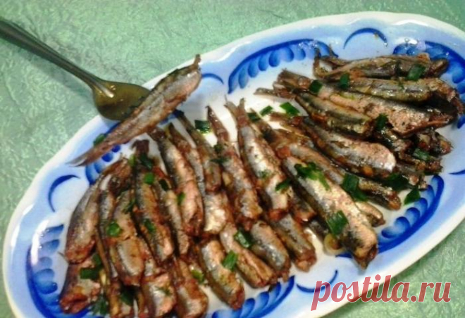 Беру луковую шелуху, кильку и делаю шпроты в масле вкуснее магазинных: рецепт