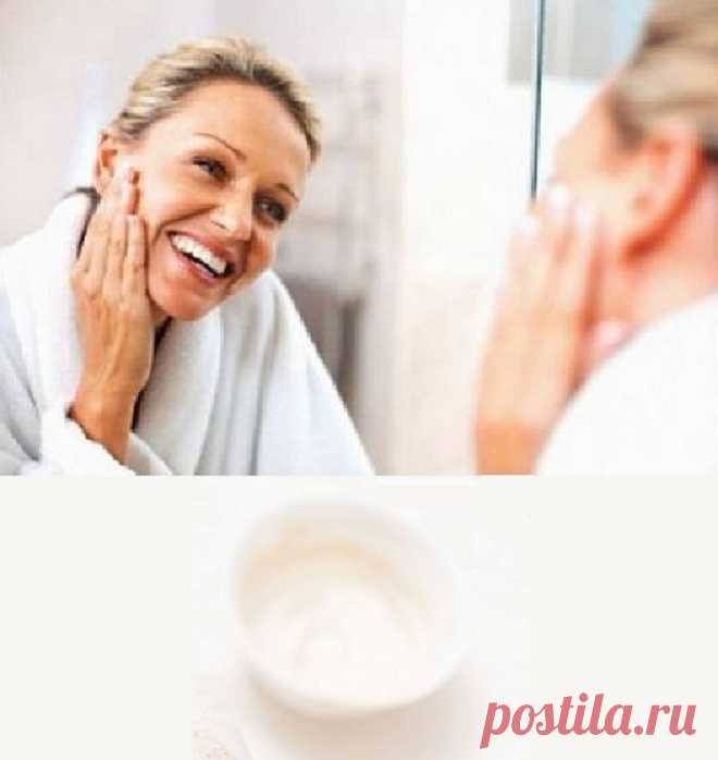 Омолаживающая маска из янтарной кислоты.
Об этом средстве я узнала от одной очень пожилой женщины, профессора. Она выглядела значительно моложе своих лет. Очень хотелось спросить, как ей это удаётся, но было как-то неловко… Она сама рассказала о своём секрете молодости и красоты: » Вы, наверно, хотите спросить меня, как я сохраняю молодость? Всё очень просто — секрет в масках из […]
Читай дальше на сайте. Жми подробнее ➡