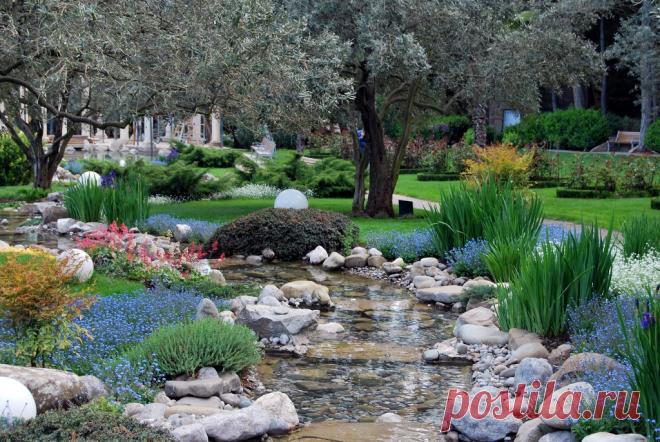 Парк Айвазовское в Партените - достопримечательности Крыма