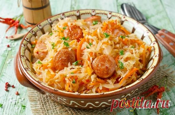 Тушеная капуста с сосисками