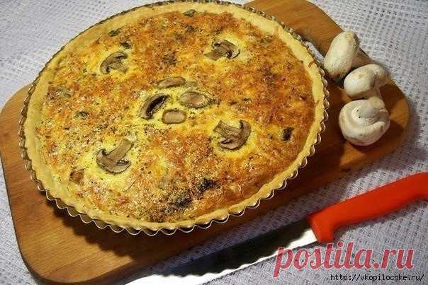 Очень вкусный пирог с курицей и шампиньонами