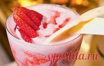 Молочный коктейль с фруктами / Молочные коктейли и напитки / TVCook: пошаговые рецепты c фото