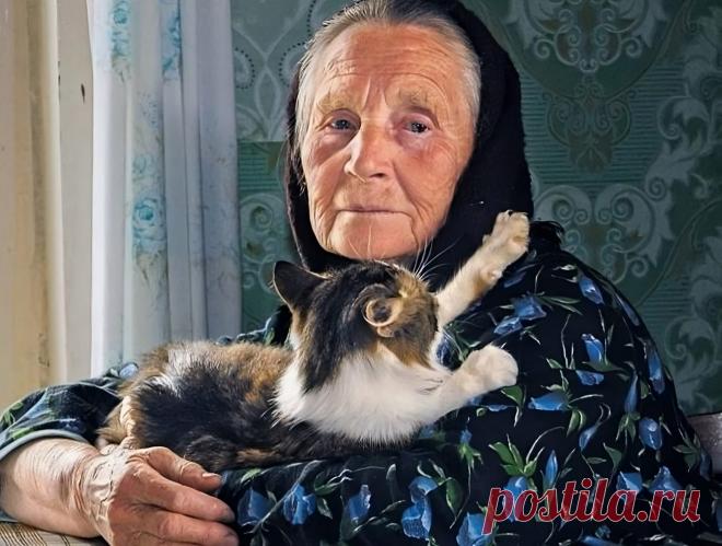 БАБА АНЯ
Баба Аня выпила простокваши, помолилась и собралась спать. Колени сегодня болели сильнее, чем обычно. Растирка на спирту не помогала, а мазь закончилась. Эх, дожилась. Глаза плохо видят, спину скрутило, колени болят. И когда уже Бог приберёт её к себе…