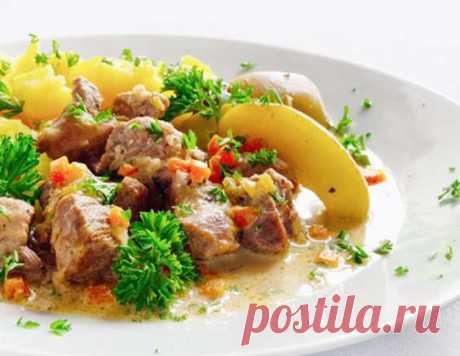 Индейка тушенная с яблоками - рецепт приготовления с фото от Maggi.ru