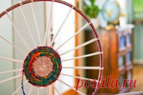 Плетение коврика с помощью обруча