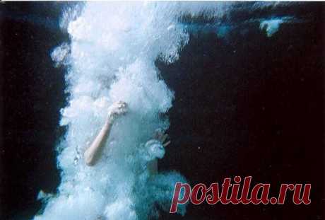 Случайностей не существует — все на этом свете либо испытание, либо наказание, либо награда, либо предвестие.
(Вольтер)