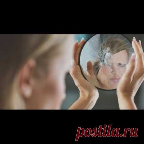 7 признаков биполярного расстройства Времена меняются, человек несколько десятков лет назад вступил в эпоху компьютеризации, и с тех пор жизнь идет, и темп ее всё нарастает. Всё это влияет на человека — его психическое здоровье, разум и право выбора оказываются под непомерным давлением.