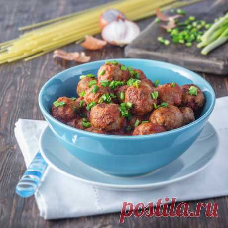 Тефтели классические в остром томатном соусе🍛