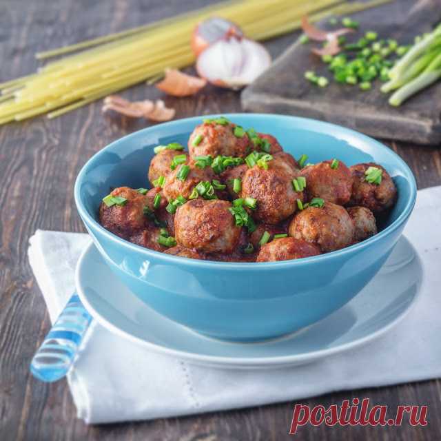 Тефтели классические в остром томатном соусе🍛